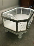  Lighted Countertop Display Case - thumbnail 7 of 9