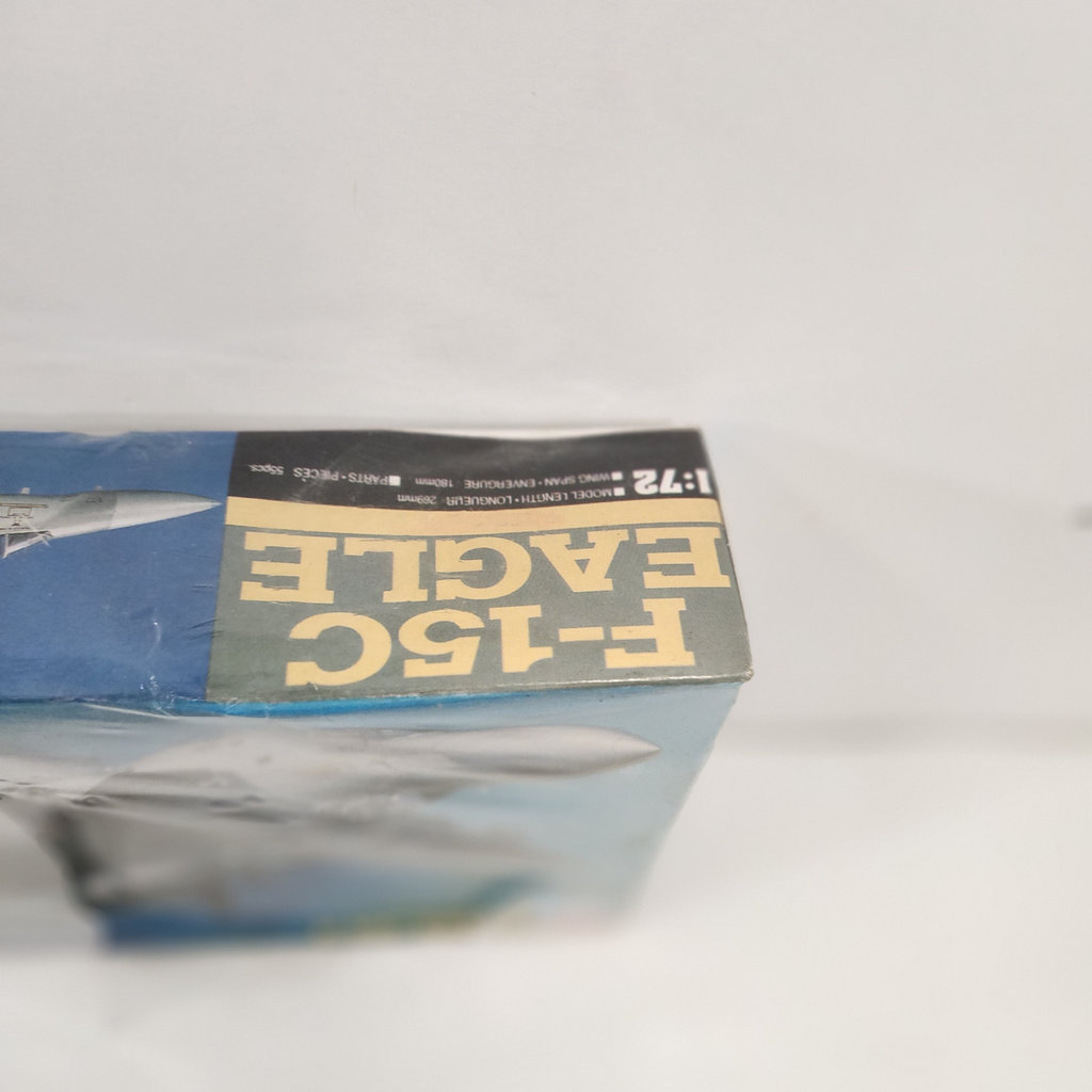 1:72 Scale Airplane Model Kits - image 3 of 3