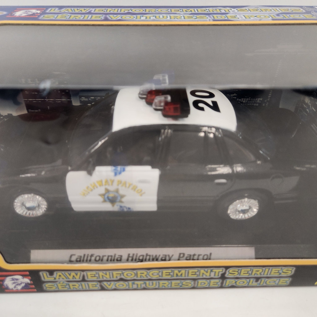 Motor Max 1:24 Scale Diecast Car - image 2 of 3