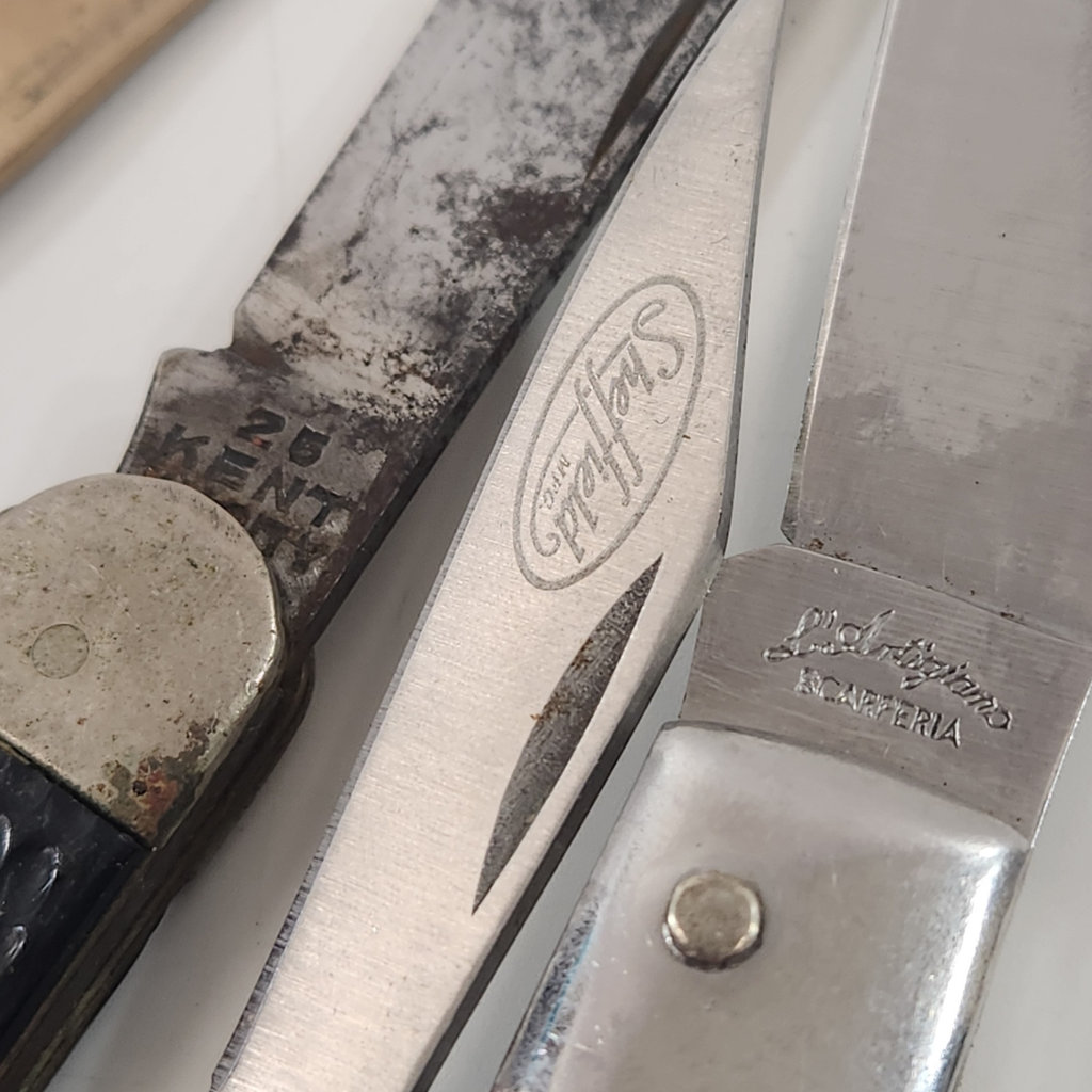 Collectible Knives - image 4 of 4