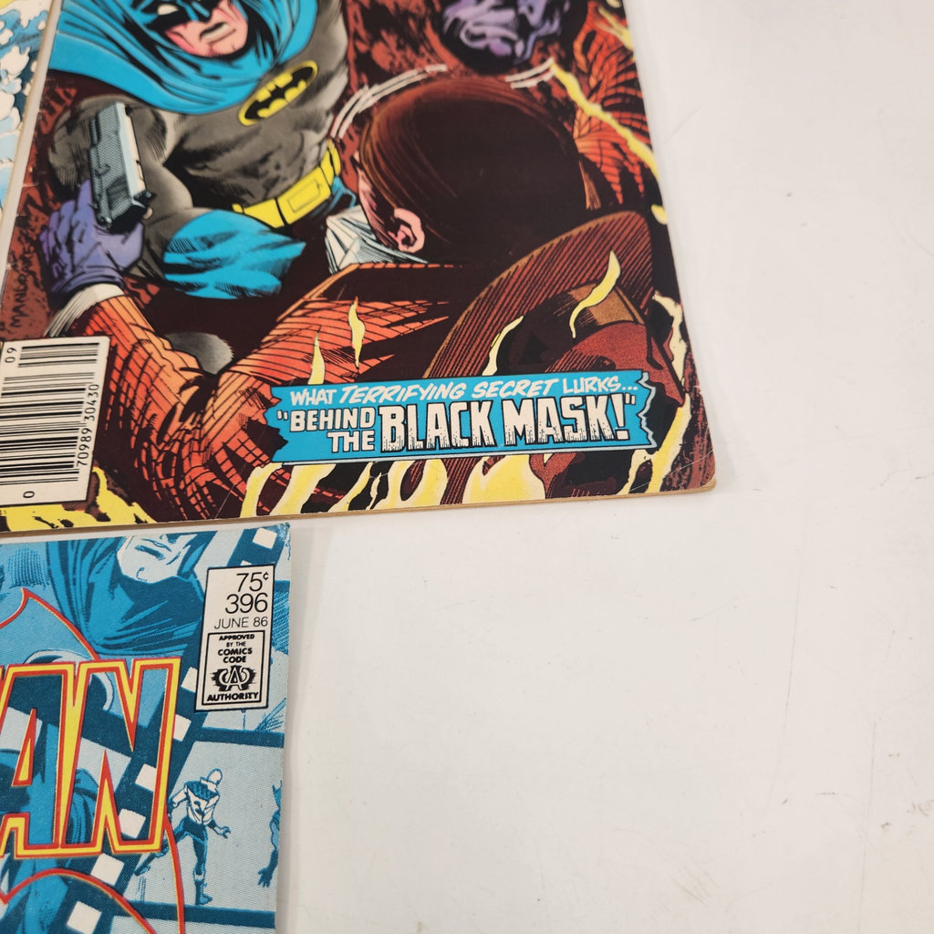 Batman 337,387,396 - image 3 of 4