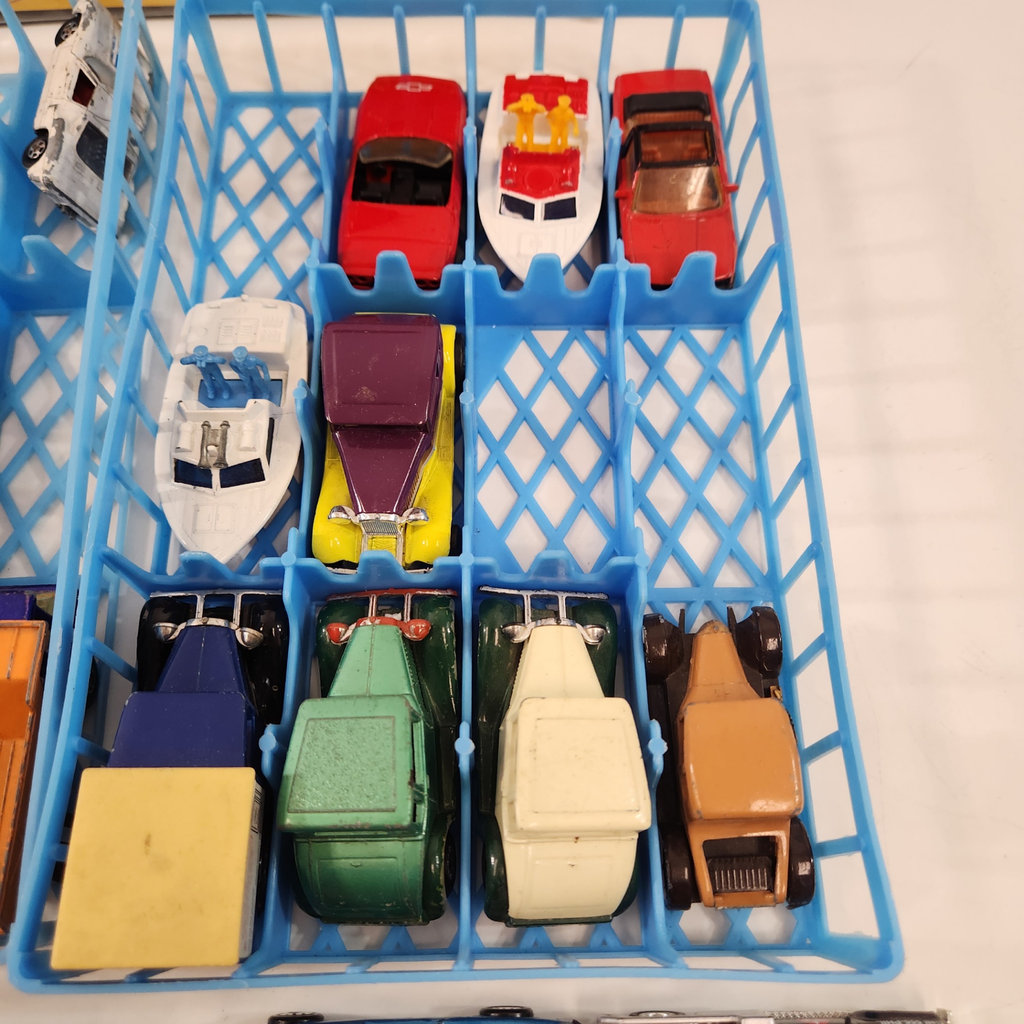 Matchbox Diecast Cars - image 4 of 6