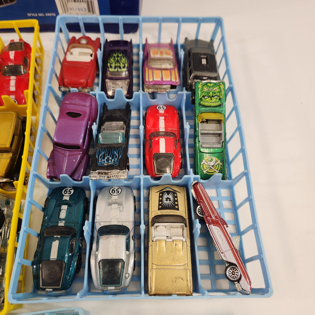 Hot Wheels x 48 - image 3 of 6