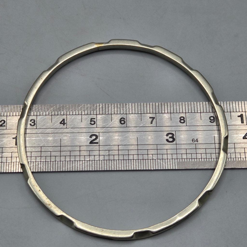 Sterling Silver Bangle Bracelet 10.73 grams - image 4 of 5