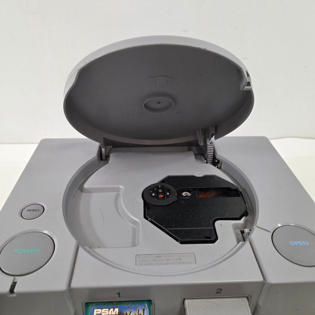 PlayStation 1 - image 3 of 5