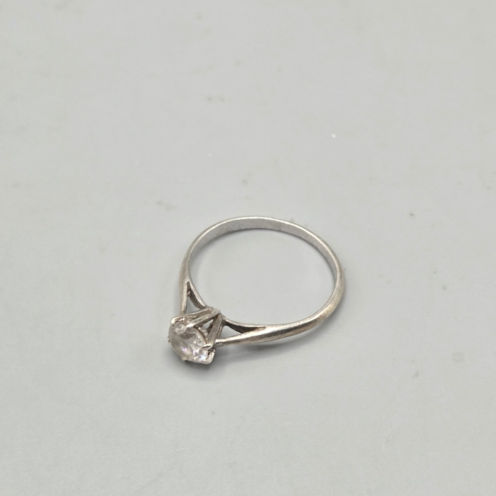Sterling Silver Ring with Clear Stone Size 5 - 1.1 grams - image 1 of 5