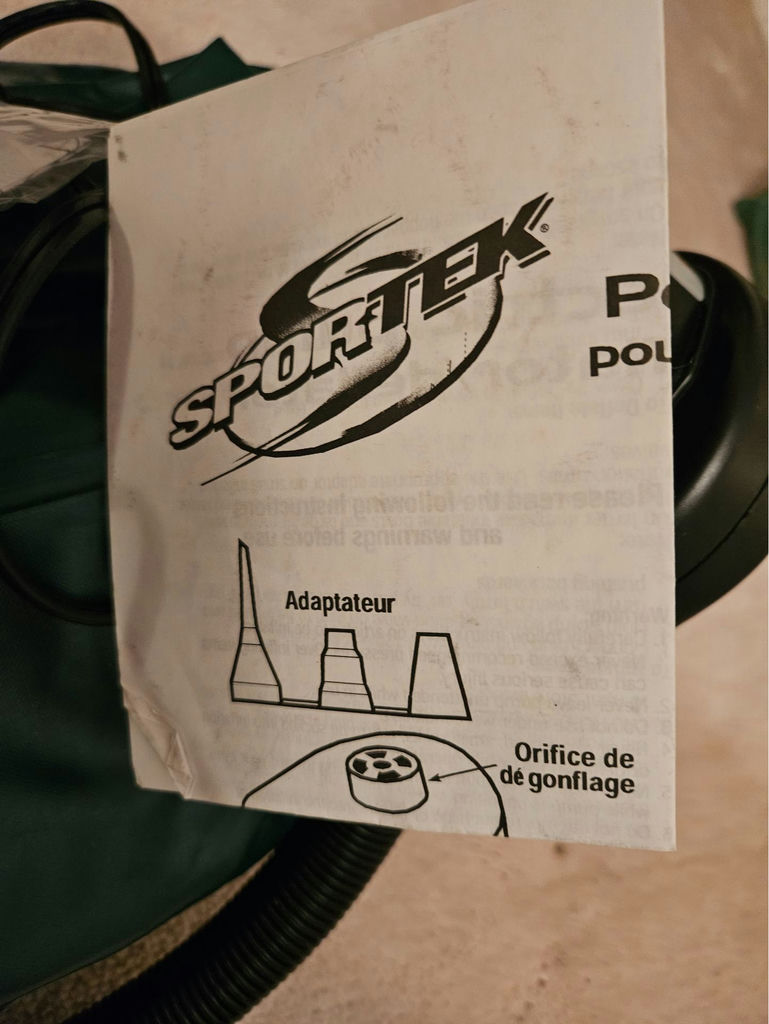 SportTek electric inflator/deflator pump with hoses and adapters and inflatable bed (unknown size) - image 2 of 9