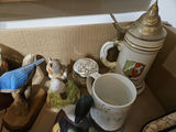 Box of assorted decorative figurines and trinkets - thumbnail 6 of 7