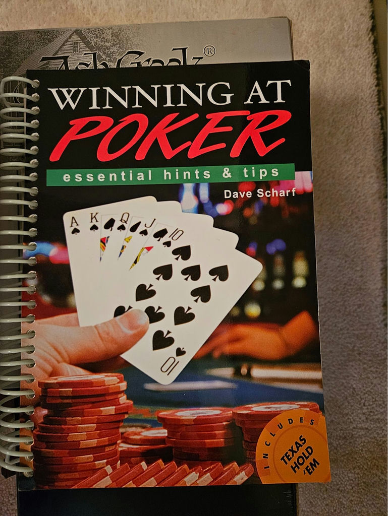 Poker chips, playing cards, and game accessories - image 3 of 6