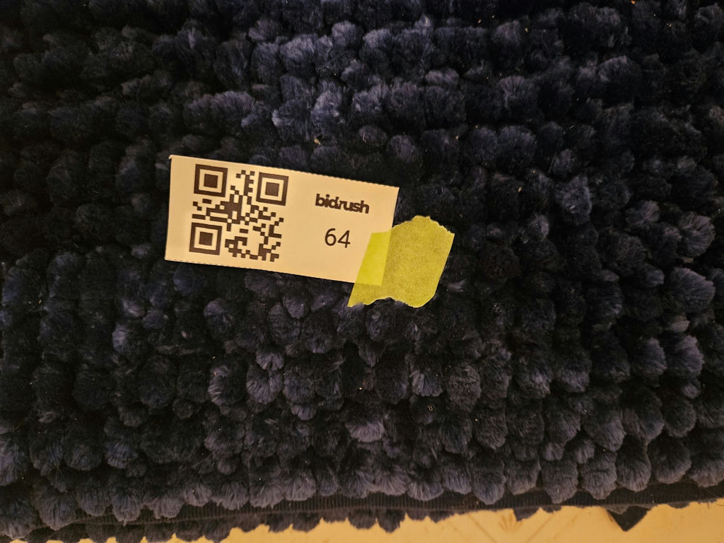 2 Navy Blue Microfiber Bath Mats - image 2 of 6