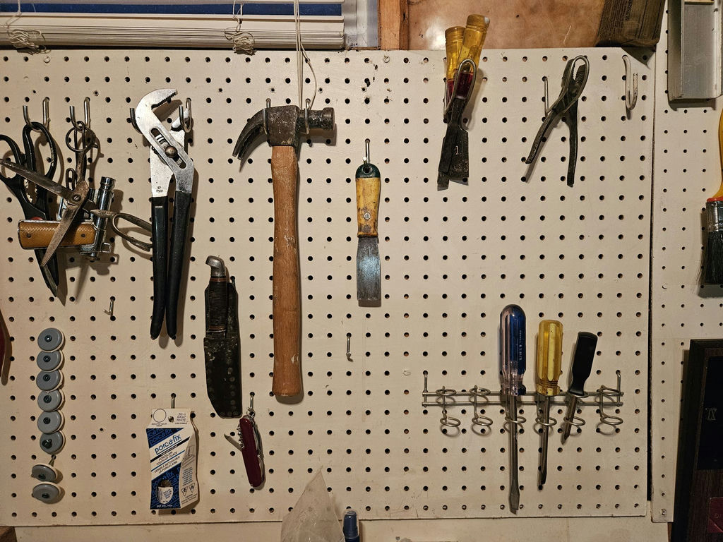 Assorted hand tools and red tool chest - image 5 of 10