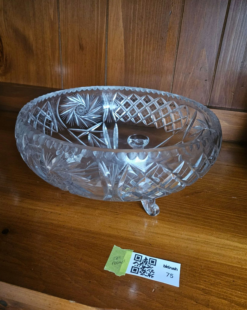 Crystal cut-glass compote with lid on pedestal feet - image 1 of 5