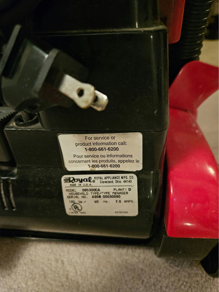 Dirt Devil by Royal red upright vacuum cleaner - image 5 of 5