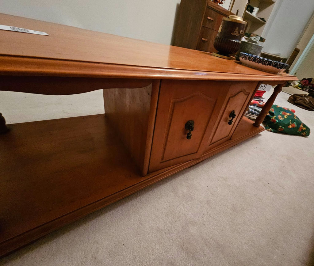 Wooden storage coffee table - image 2 of 7
