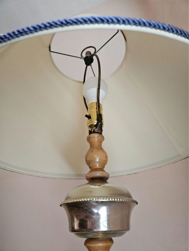 Wooden floor lamp with cream fabric shade - image 4 of 7