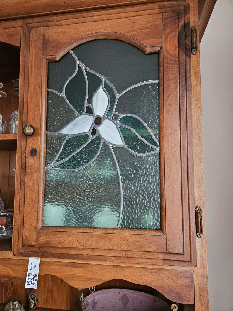 Oak wooden dining room buffet and hutch with hand crafted stainedglass-front cabinet - image 3 of 21