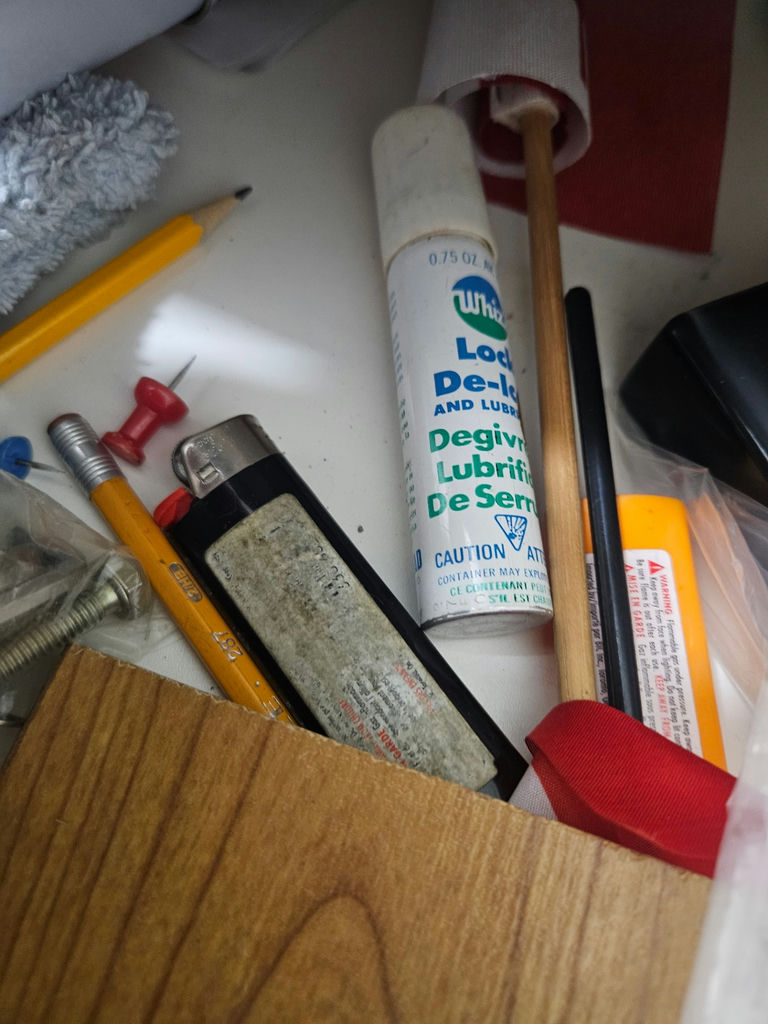Cleaning Supplies, Dishes, and Tools - image 4 of 6