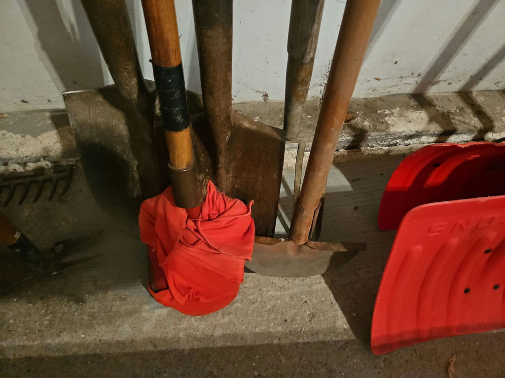 Assorted yard and garden tools - image 7 of 12