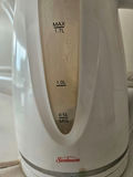 Sunbeam electric kettle - thumbnail 2 of 6