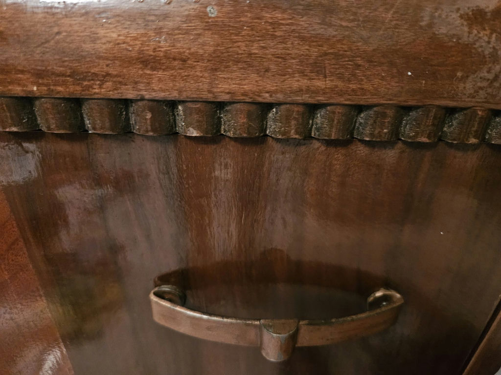 Vintage wooden dresser with round mirror - image 3 of 10