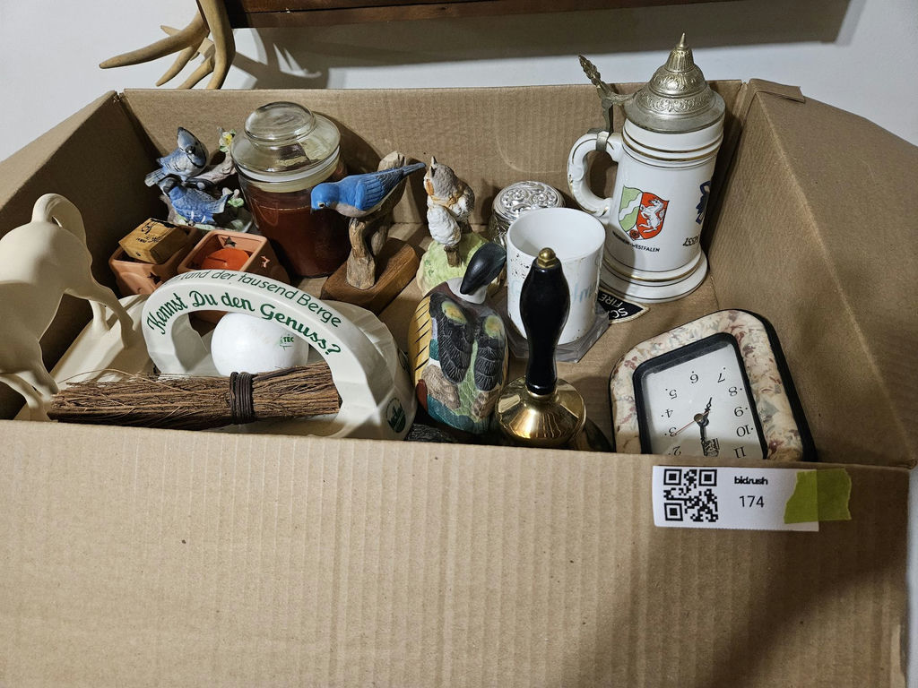 Box of assorted decorative figurines and trinkets - image 1 of 7