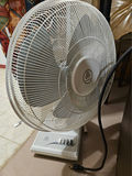 Box fan, oscillating fan and dehumidifier - thumbnail 4 of 9