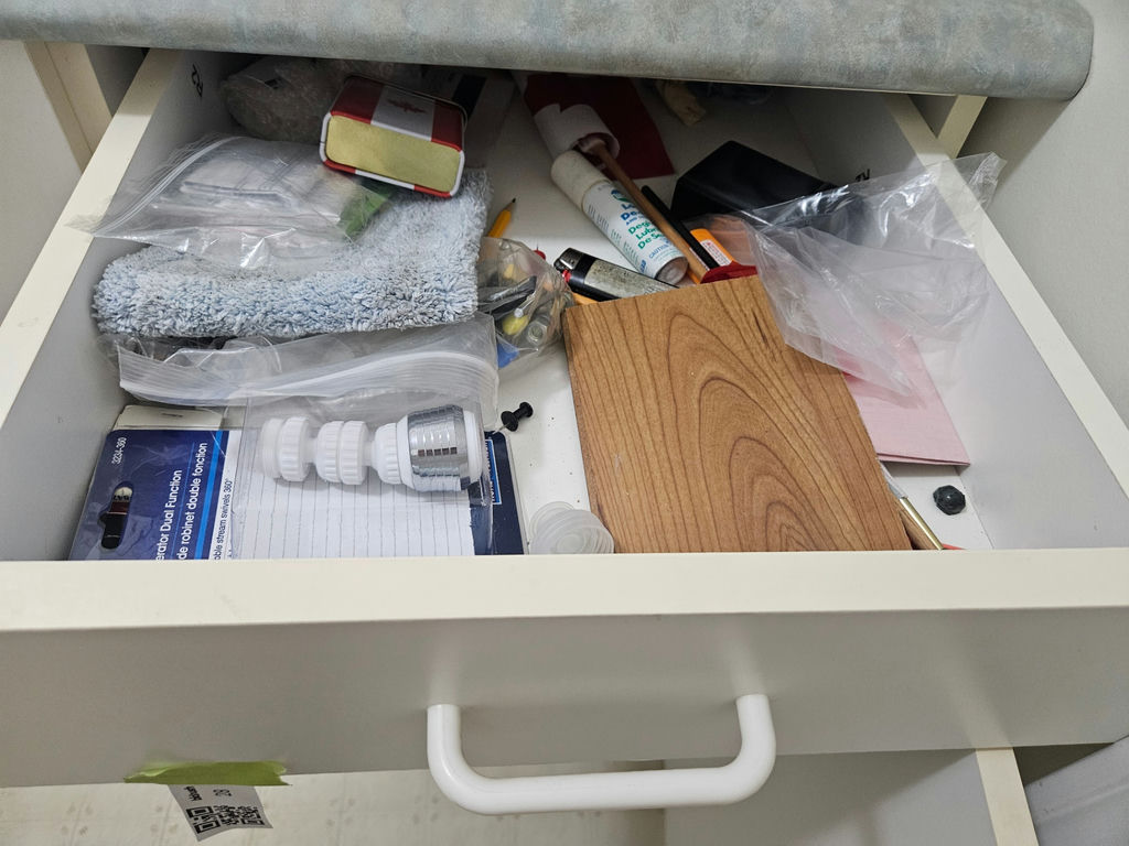 Cleaning Supplies, Dishes, and Tools - image 2 of 6