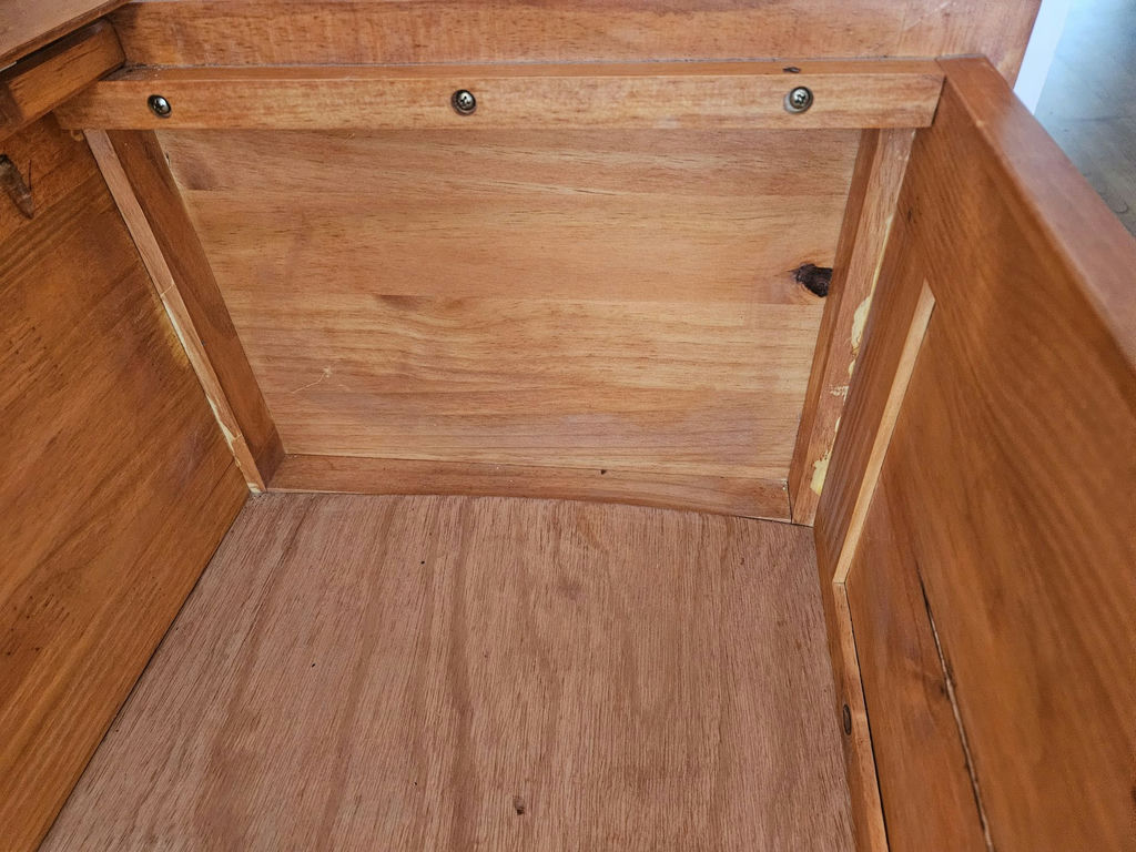 Wooden storage bench with leather cushion - image 12 of 12