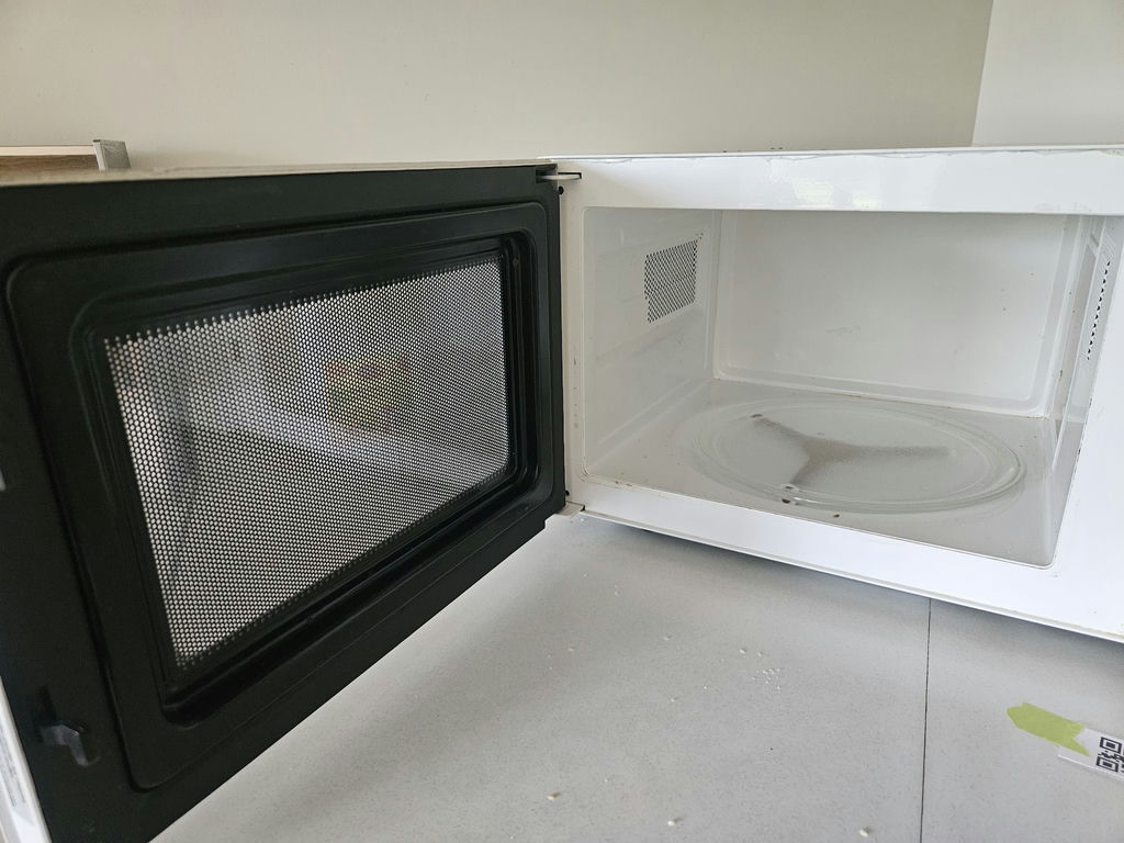 Magnasonic microwave oven - image 2 of 7