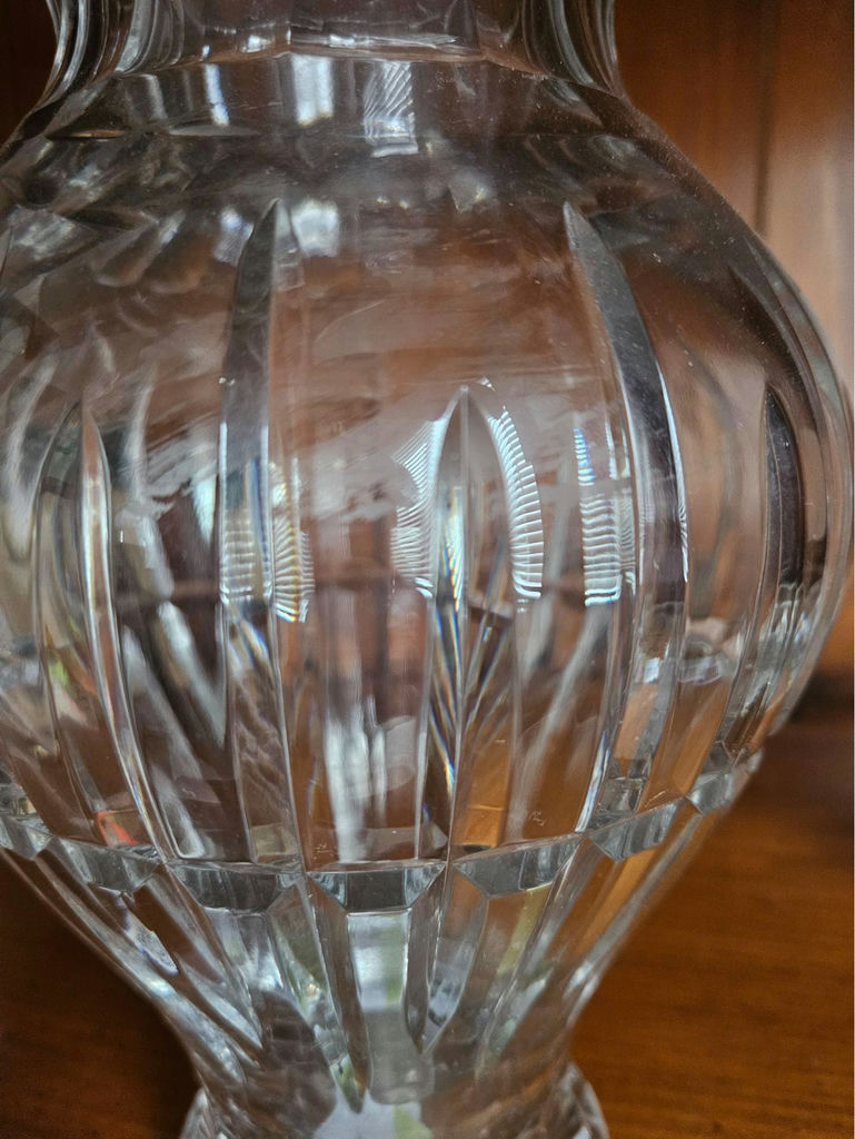 Faceted crystal vase - image 2 of 6