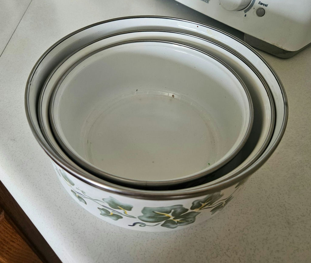 Ivy-pattern Corelle White Dinnerware and Glassware Set. Matching Mixing Bowls and Servingware - image 20 of 28