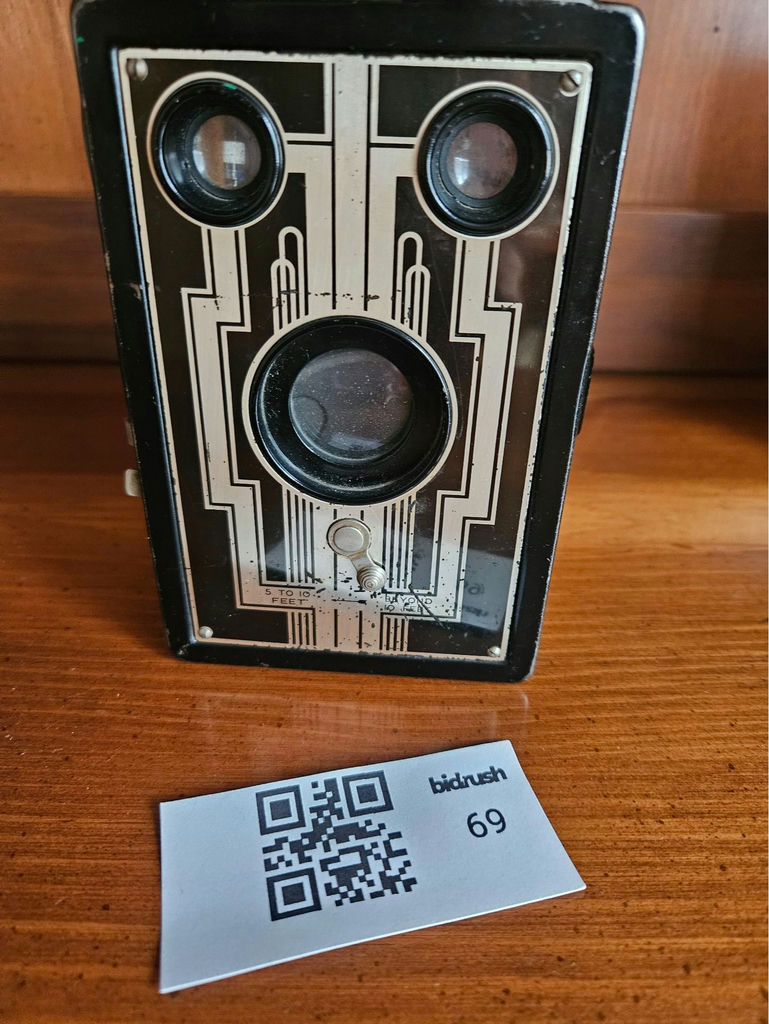 Six-16 Brownie vintage Kodak camera - image 1 of 6
