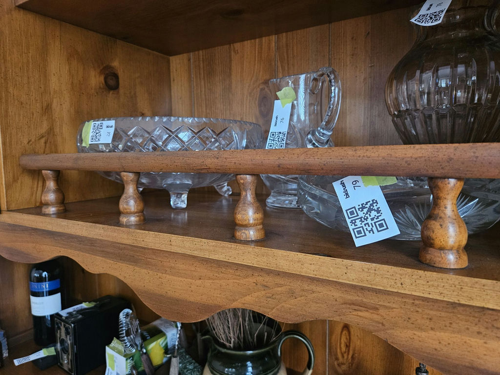 Oak wooden dining room buffet and hutch with hand crafted stainedglass-front cabinet - image 15 of 21