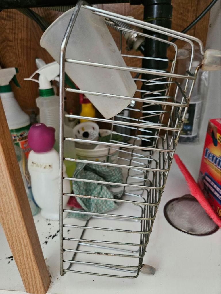 Metal wire dish rack with cleaning supplies - image 2 of 5