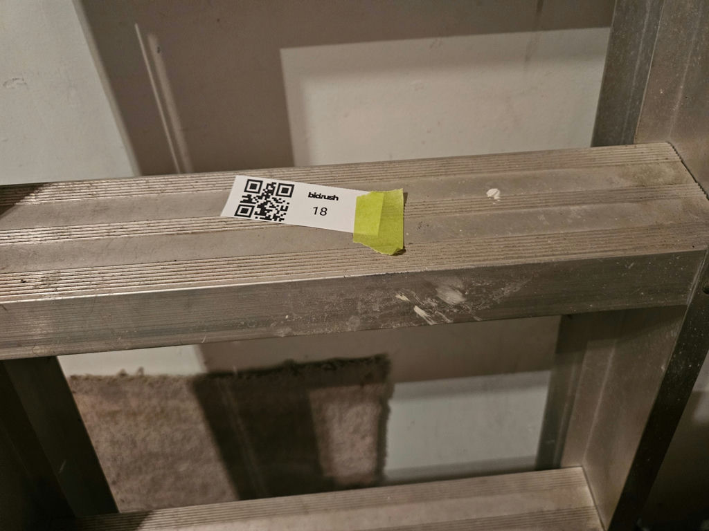 Aluminum multi-step ladder - image 5 of 5