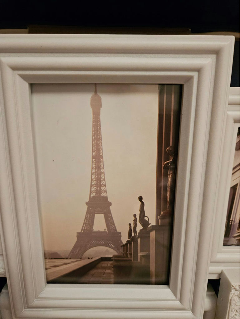 Set of white ornate photo frames - image 3 of 7