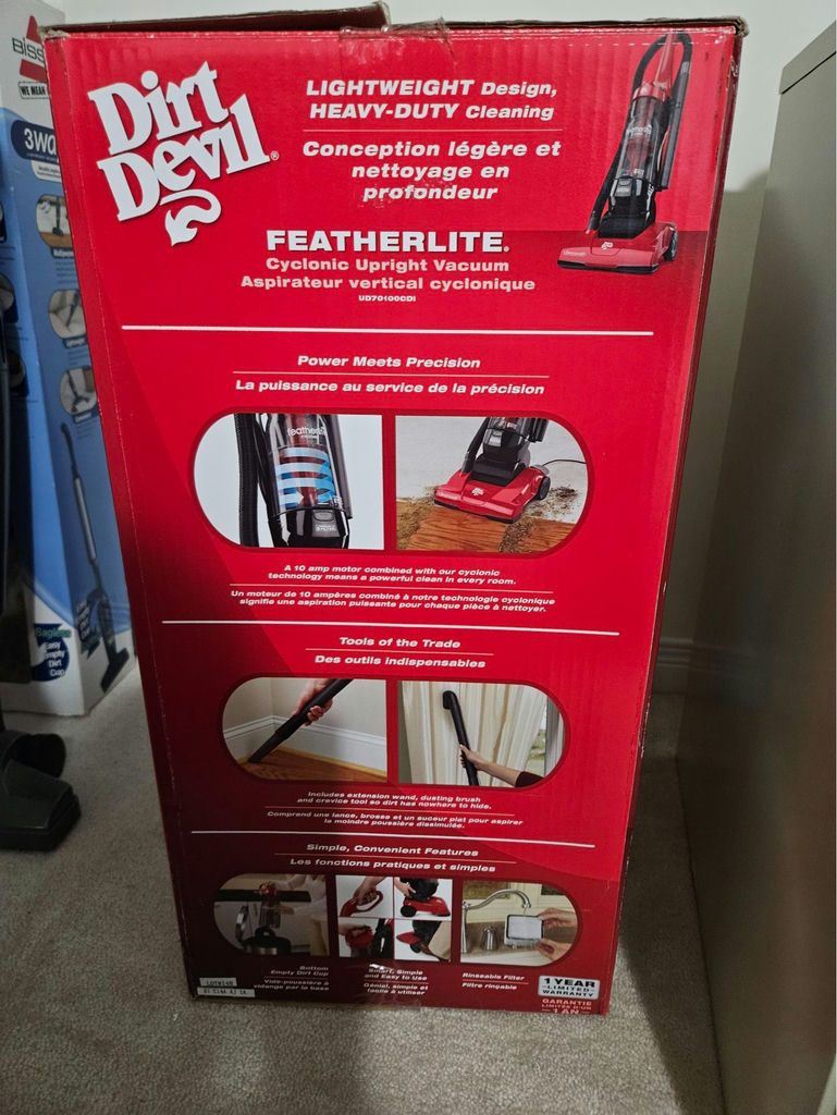 Dirt Devil Featherlite Cyclonic Upright Vacuum - image 5 of 9