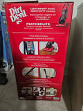 Dirt Devil Featherlite Cyclonic Upright Vacuum - thumbnail 5 of 9