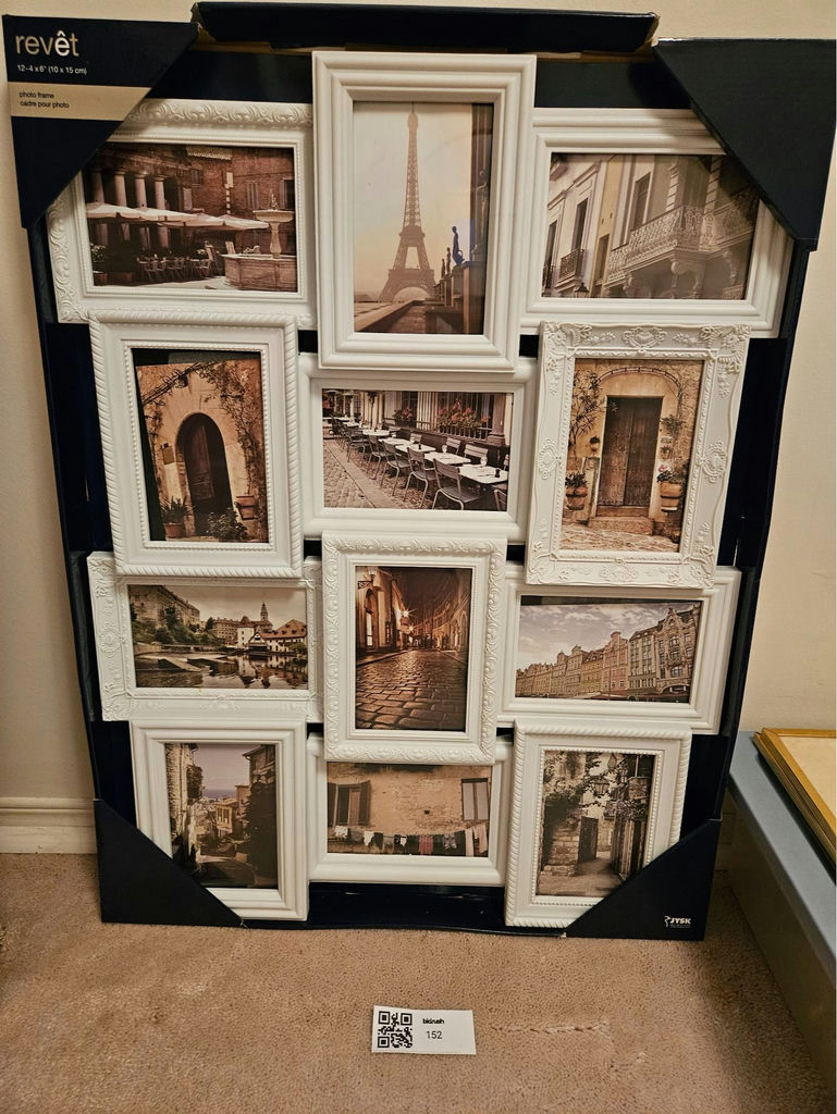 Set of white ornate photo frames - image 1 of 7
