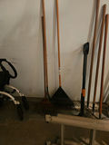 Assorted yard and garden tools - thumbnail 10 of 12