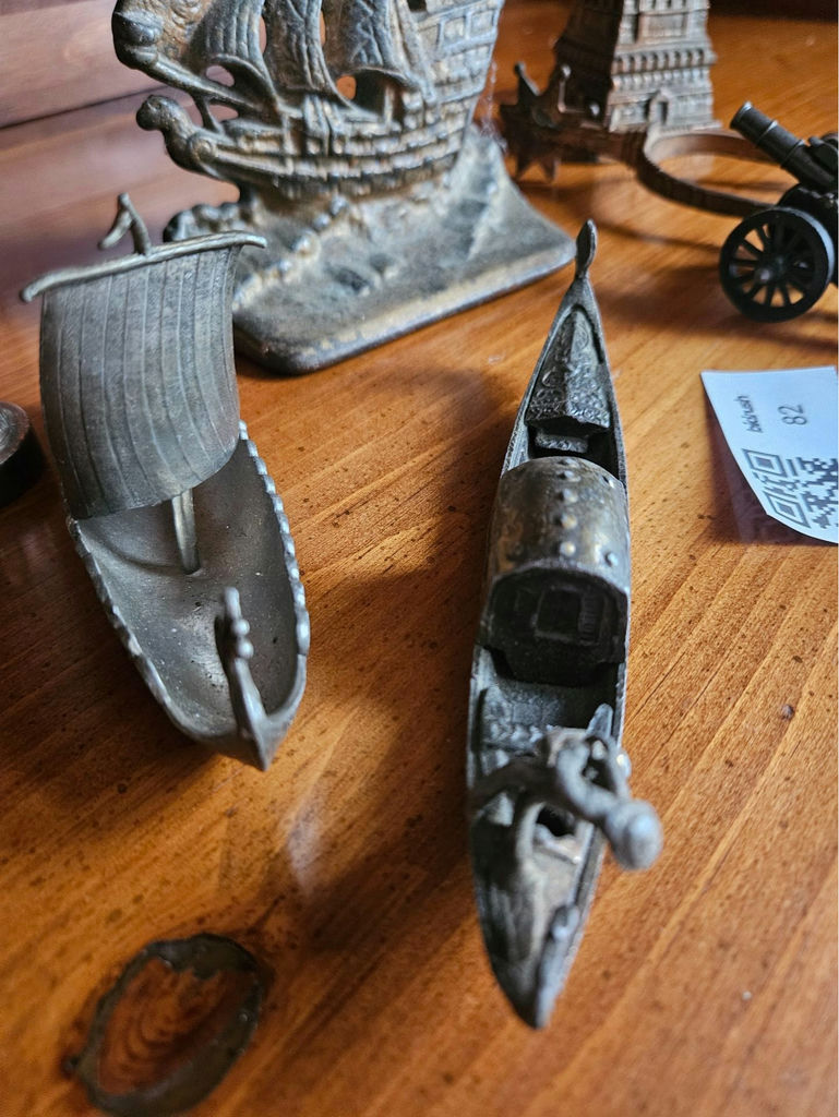Assorted metal souvenir figurines and miniatures - image 6 of 8