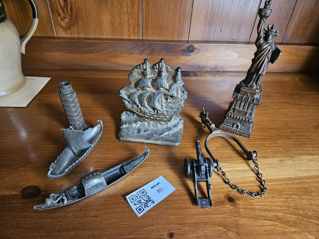 Assorted metal souvenir figurines and miniatures - image 1 of 8