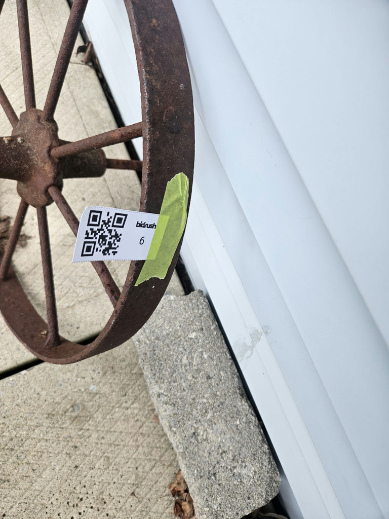Rusty wagon wheel - image 2 of 2