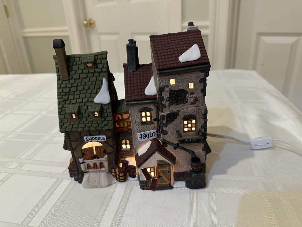 Dickens' Village Series: Fagin's Hide-A-Way - image 2 of 9