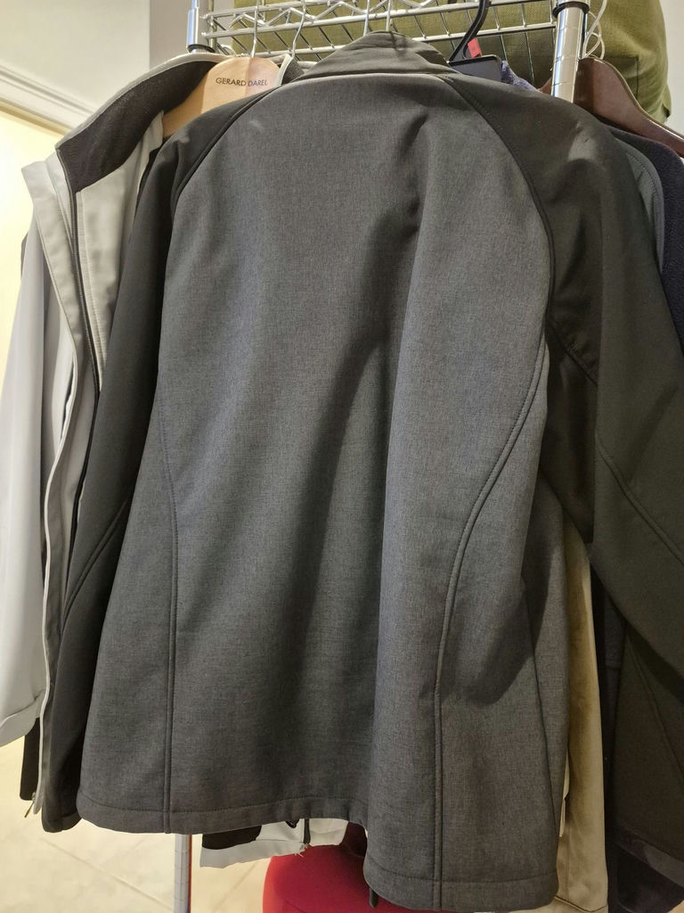 Kirkland Signature Softshell Jacket Size Large - image 2 of 3
