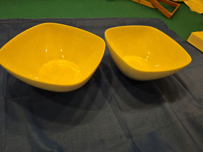 Two white ceramic bowls - Image 1 of 3