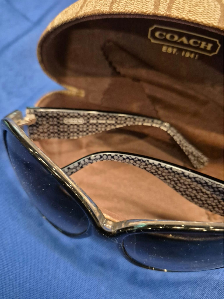Coach sunglasses with patterned temples and case - image 3 of 4