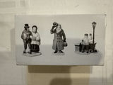 Heritage Village Collection: Don't Drop the Presents! (2) and A Christmas Carol Morning (3) with additional figures - thumbnail 6 of 11