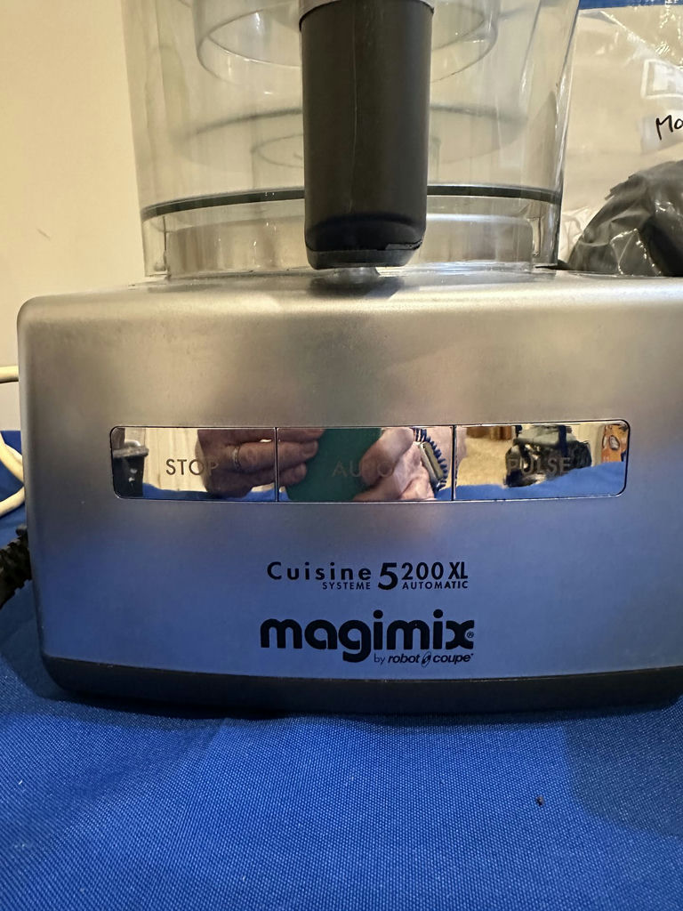 Magimix Cuisine Systeme 5200 XL Food Processor with Accessories - image 2 of 5
