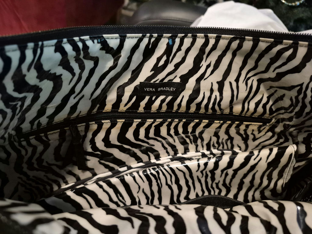 Vera Bradley Handbag- Black Quilted - image 3 of 4